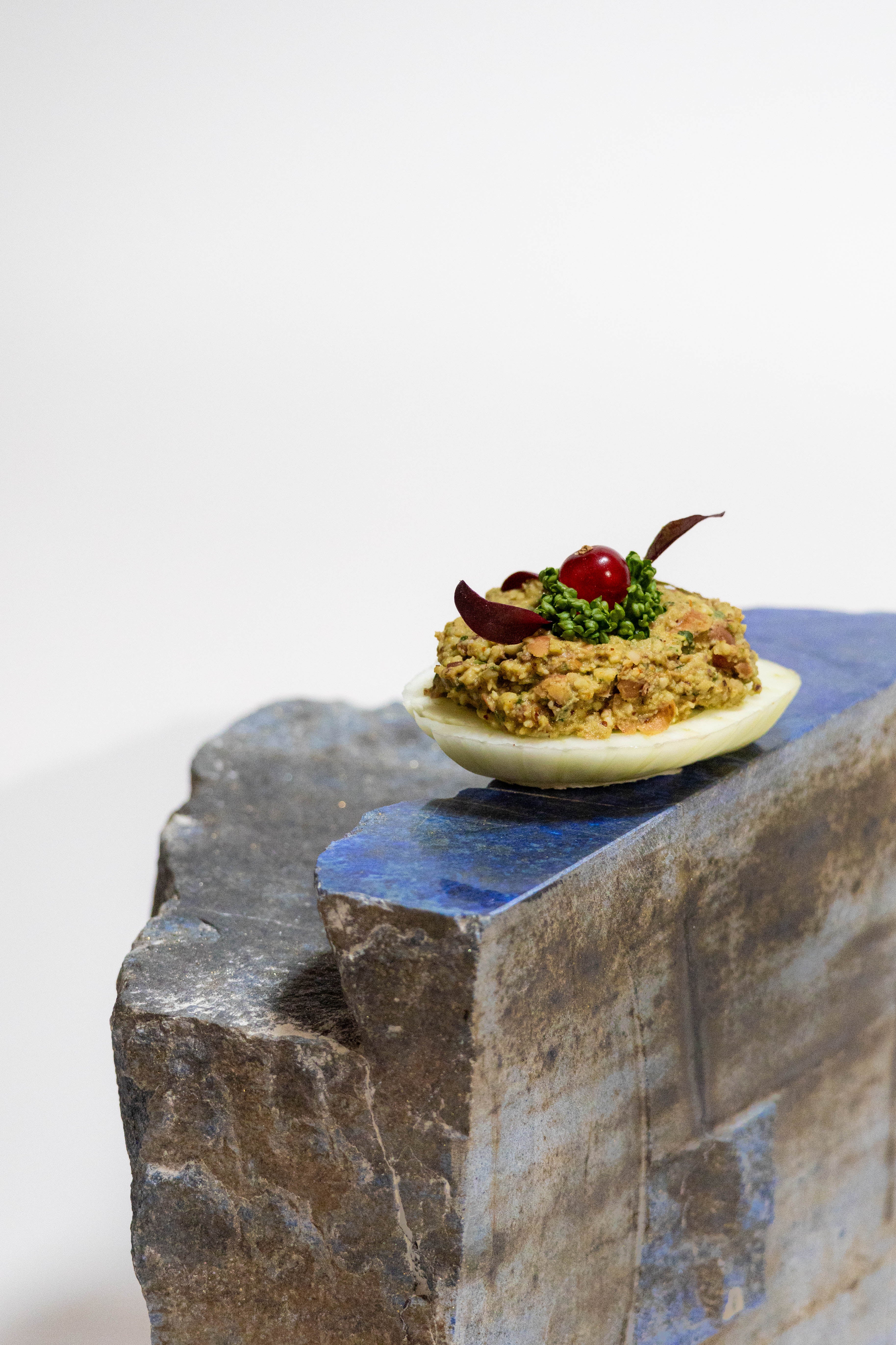 Pkhali de haricots secs et de noisettes