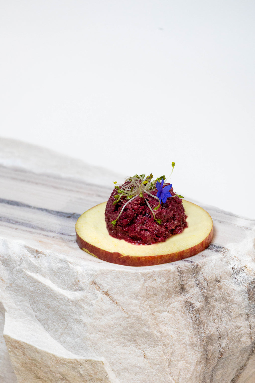 Beetroot with Almonds